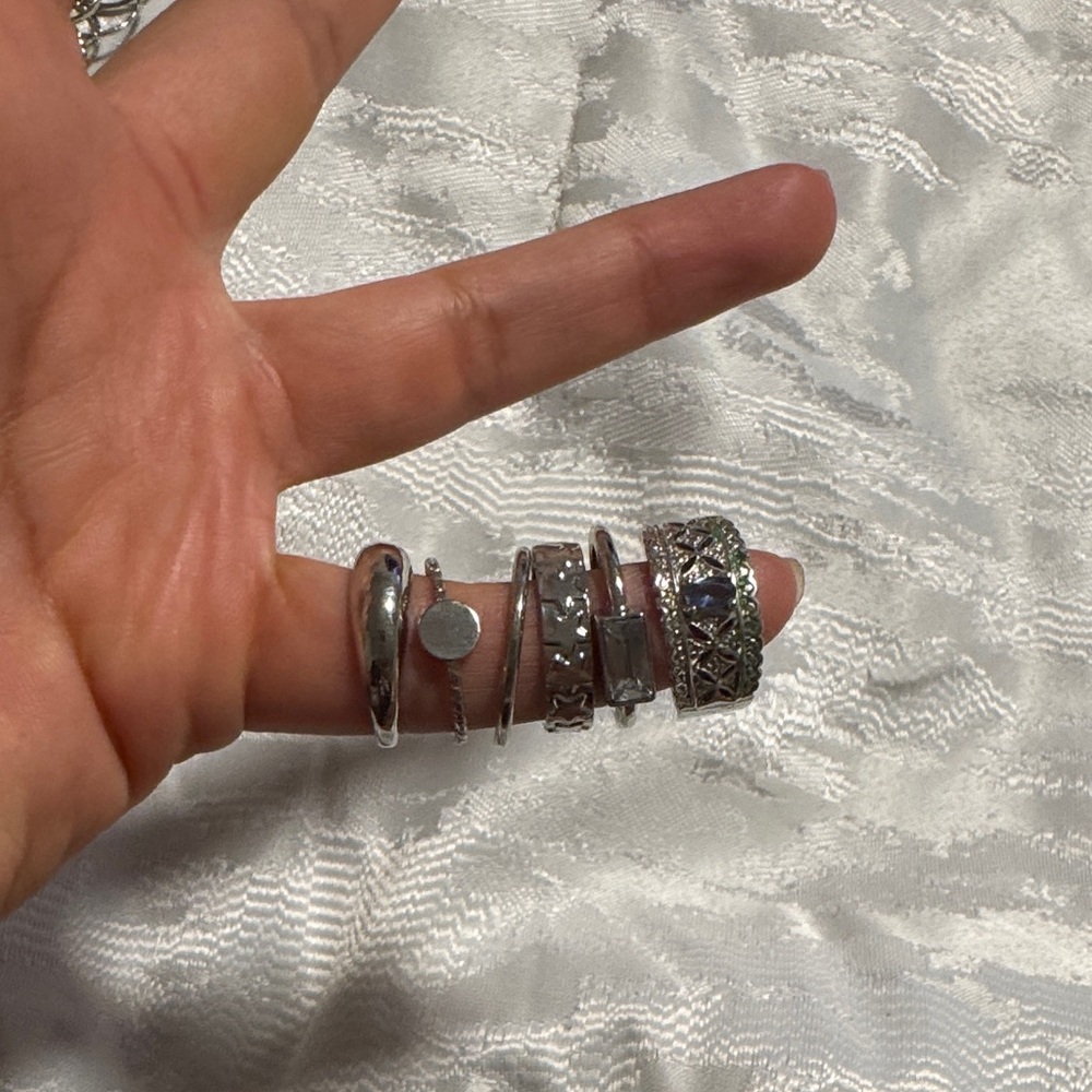 20 Rings - Never worn - Picture 5 of 6